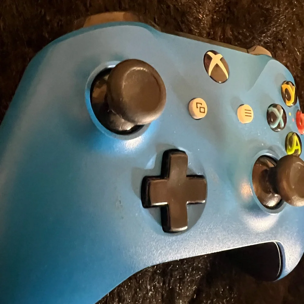 Xbox One Blue Wireless Controller OEM Model 1708 Missing Cover